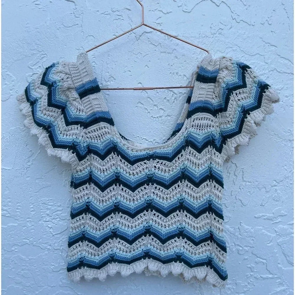 Altar'd State Womens Fashion Wave Stripe Print Crochet Top Blue Sz Small - Picture 8 of 9